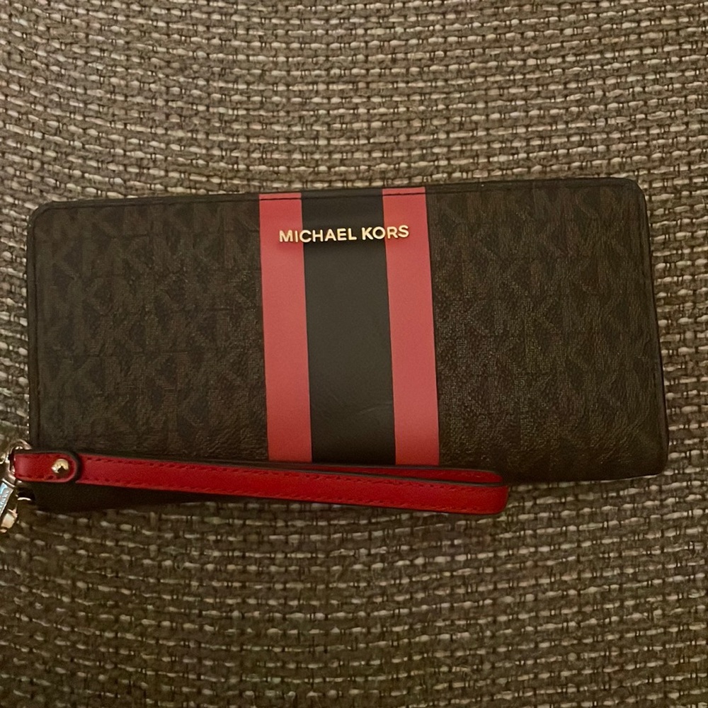 Michael Kors wallet